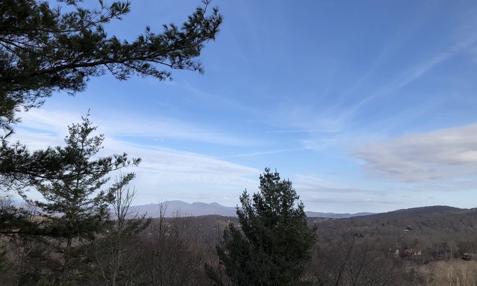 Beech Mountain Condo | High Above the Clouds, at an Elevation of 5506', lies the Cardinal's Nest