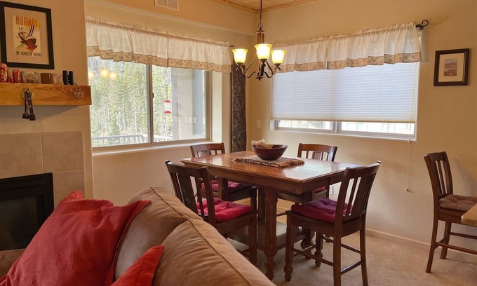 Taos Ski Valley Condo | High Altitude Gem at Taos Ski Valley