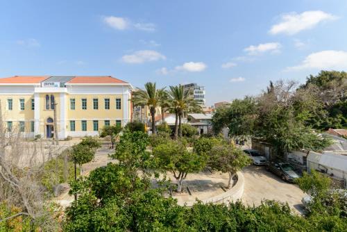 Neve Tzedek Apartment | High Class next to Susan Dallal by FeelHome