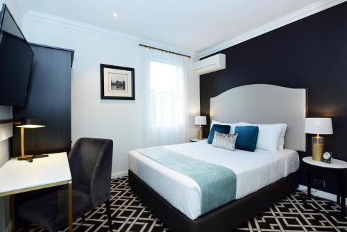 Randwick Cabin | High Cross Randwick by Sydney Lodges