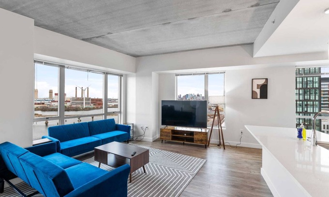 Boston Apartment | high-end 3BR 2BA condo with spectacular View