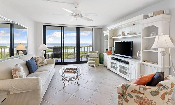 Marco Island Condo | High in the sky with endless views of Tigertail beach MISSNW902