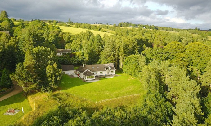 Balnain Bed & Breakfast | High March
