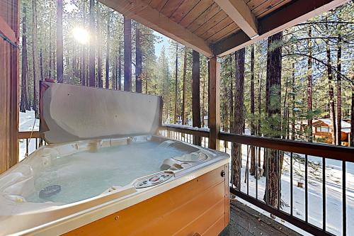 Montgomery Estates House | High Meadows Retreat