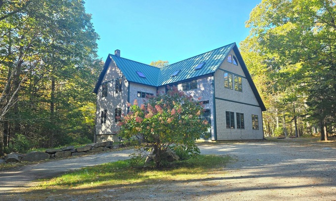 Bar Harbor House | High Nest@ Acadia National Park