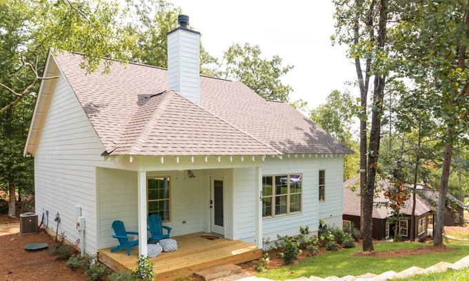 Tallassee House | High Noon at Kowaliga Bay | 3 Bed, 2 Bath