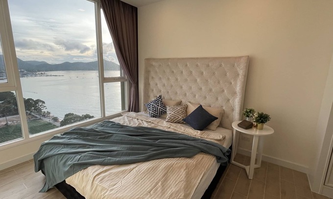 Bang Sare Condo | High-Rise 1 Bedroom Bang Sare Beach Condo: Peaceful beach 30 Mins from Pattaya