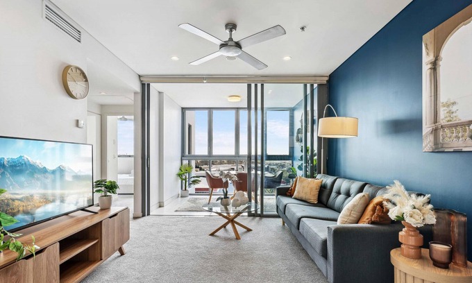 Bowen Hills Apartment | High Rise City Nook With Swimming Pool & Gym
