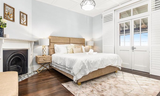 Millers Point Apartment | High Steet 16A Self - Catering