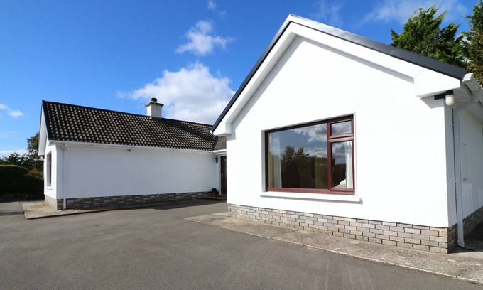 Kenmare House | HIGH VIEW, family friendly, with open fire in Kenmare, County Kerry