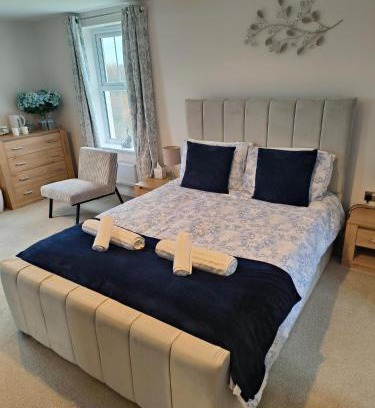 Barnstaple House | Highgow House