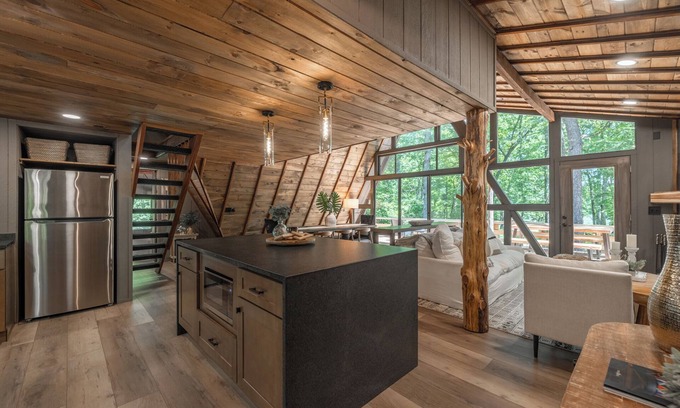 Innsbrook Ski Chalet | Highland Hideaway by Innsbrook Vacations!