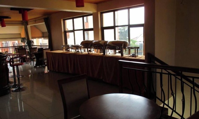Kigali House | Highlands Apartments 3 BR Suite 013