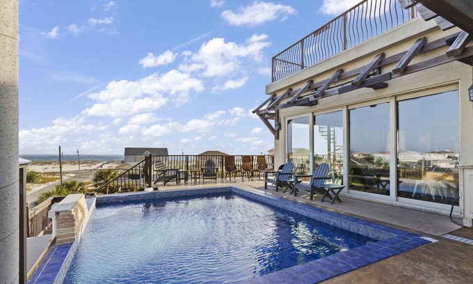 Toilla Segunda House | Highlife - Roof Top Pool, One Block from the Beach