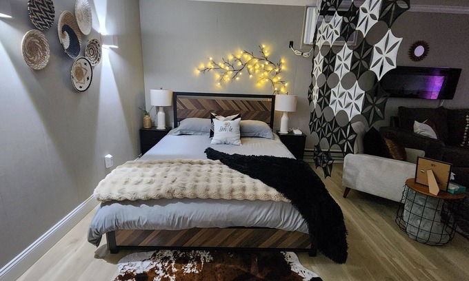 Huntington Apartment | Highly Rated for Cleanliness, quiet/cozy space near St Mary's