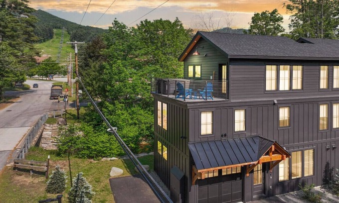 Cranmore Birches House | Highmark Haus | Luxe, Base of Cranmore, Hot Tub