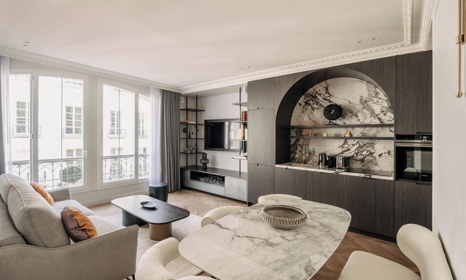 Quartier Sainte-Avoye Apartment | HIGHSTAY - Luxury Serviced Apartments - Centre Pompidou Museum