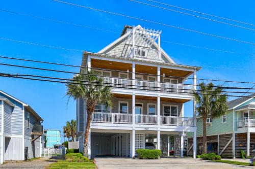 North Carolina Coast House | Hightide by Carolina Beach Realty