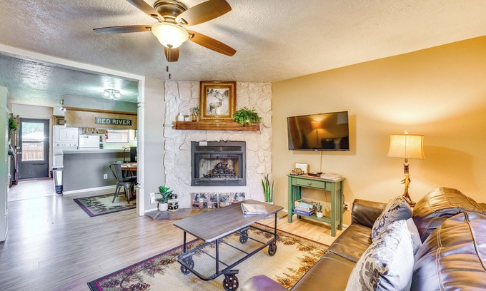 Red River Condo | Hike, Bike & Ski: Red River Condo w/Spa Access
