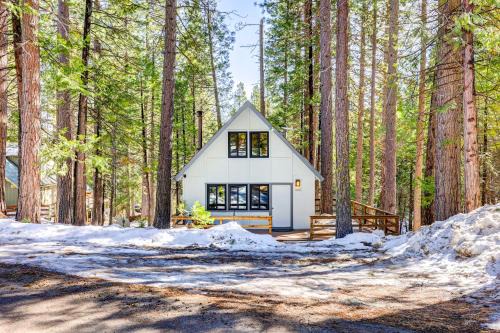Cold Springs House | Hike, Fish and Explore California Cabin with Deck!