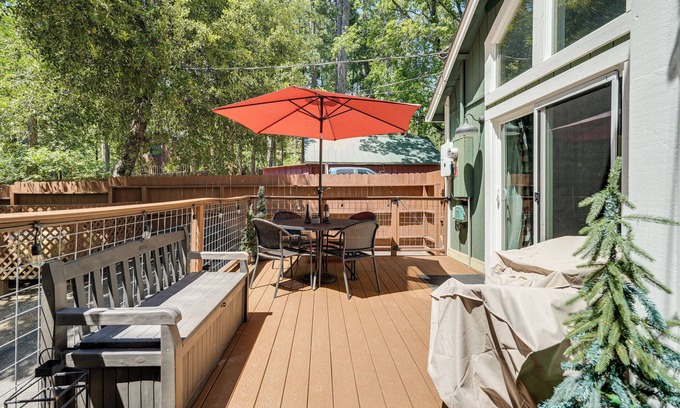 Twain Harte Cottage | Hike, Swim & Golf: Home Near Dtwn Twain Harte