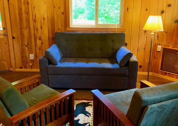 Ashford House | Hiker's Hideaway-hot tub/campfire/fireplace/WiFi