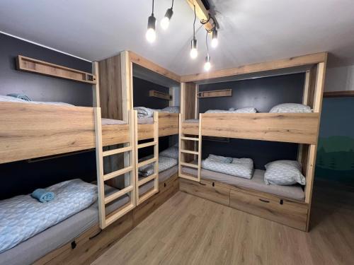 Tatranska Strba Hostel | Hikers Paradise Hostel High Tatras