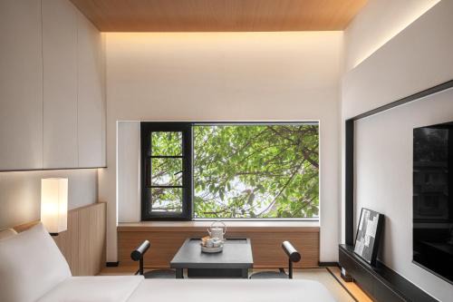 Jinjiang Hotel | Hill Design Hotel 山丘设计师酒店 春熙路太古里店