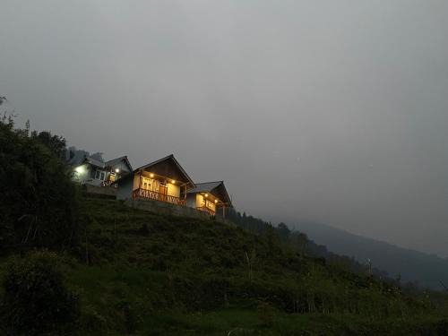 Geyzing House | Hill Garden Homestay