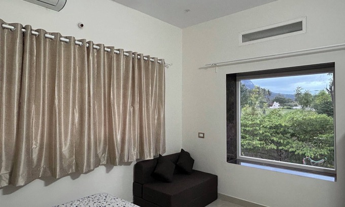 Nandi Hills Villa | Hill View Bedroom with AC & WiFi - Villa at Nandi Hills