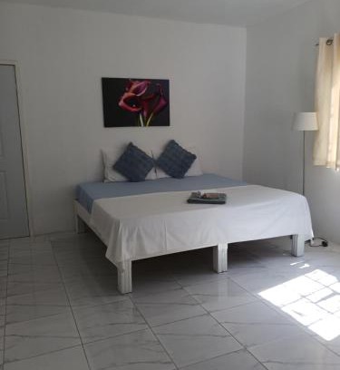 Tower Isle Bed & Breakfast | Hill View Rooms