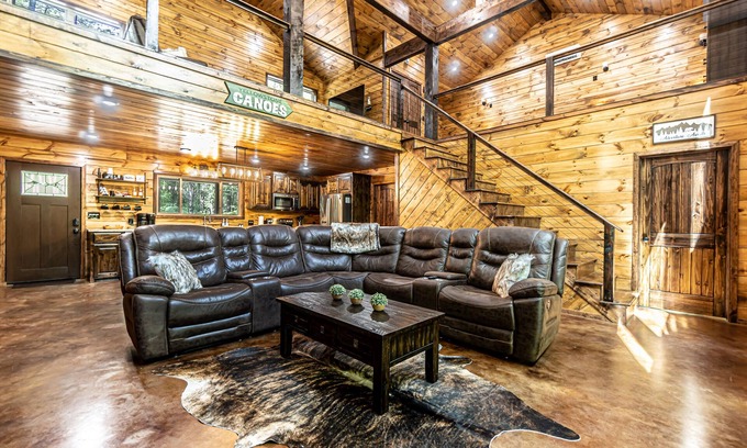 Ozark Cabin | Hillbilly Paradise ~ Brand New Cabin on the Mulberry!