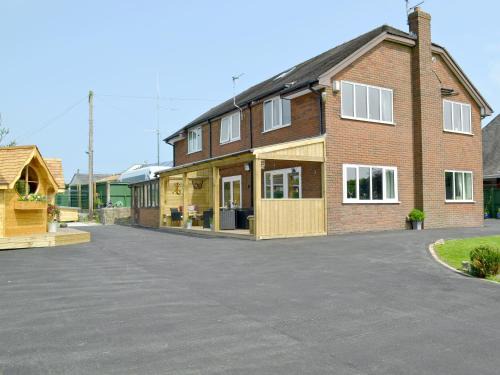 Endon House | Hillcrest House