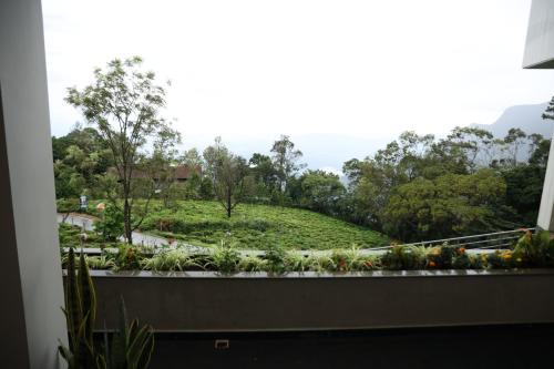 Coonoor Bed & Breakfast | Hills and Heart Luxury Villa By LexStays