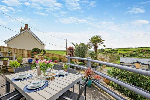 Treknow House | Hillscroft