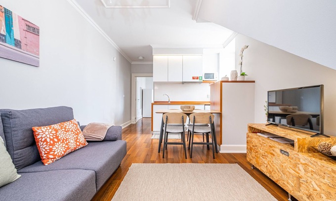 Sao Pedro Apartment | Hillside - By Wehost