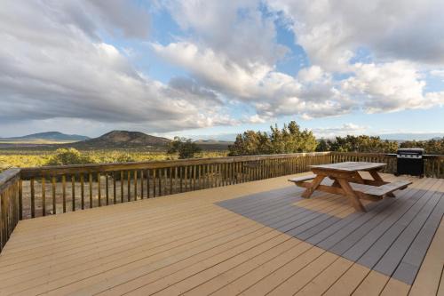 Williams House | Hillside Cabin~Williams & Grand Canyon Destination