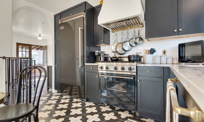 Paso Robles House | HILLSIDE HACIENDA- 4 Blocks to Downtown Paso