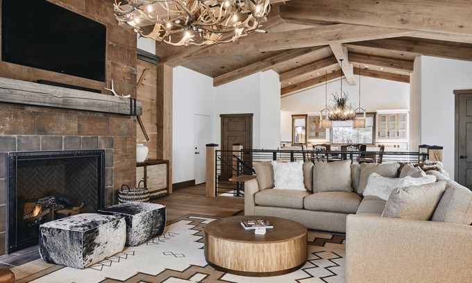 Mammoth Lakes House | Hillside Highlands, Unit C (ADA)