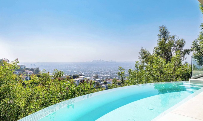Beverly Hills Villa | Hillside Oasis with Infinity Pool & City Views