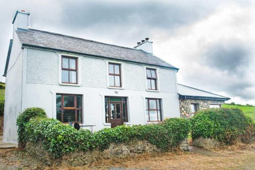 Farranfore House | Hillside View Holiday Home