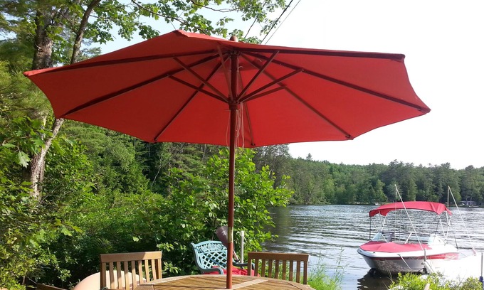 Littleton House | Hilltop Cottage on Partridge Lake. A family-friendly community in Littleton, NH.