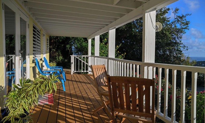 Contant Hill Apartment | Hilltop Cozy Efficiency with Breezes and Beautiful Sunset Views