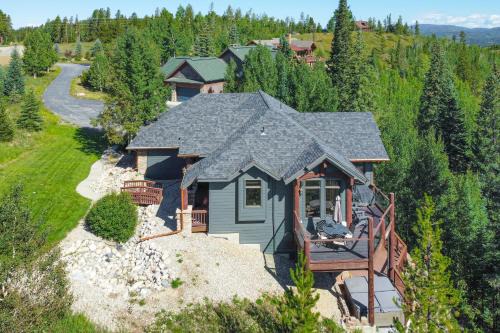 Tabernash House | Hilltop Palace