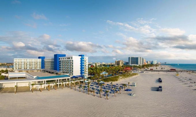 Clearwater Beach Resort | Hilton Clearwater Beach Resort & Spa