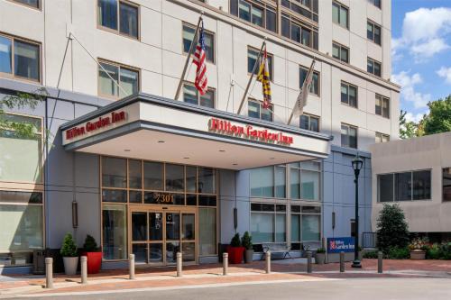 Bethesda Hotel | Hilton Garden Inn Bethesda Downtown