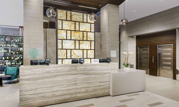 Central New York City Hotel | Hilton Garden Inn New York Times Square North