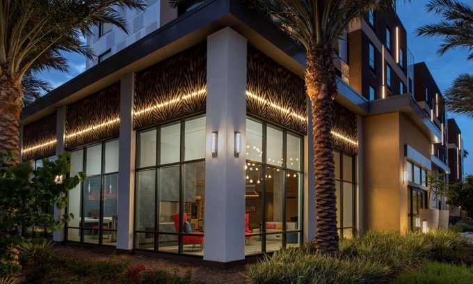 San Jose Hotel | Hilton Garden Inn San Jose Airport