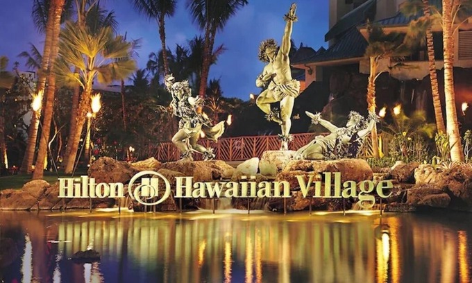 Waikiki Condo | Hilton Hawaiian Village Lagoon Tower:Two bedroom suite at a perfect beach resort