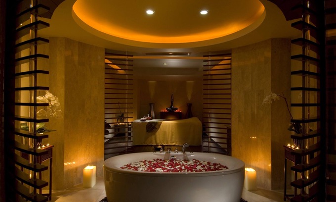 Yaohai Hotel | Hilton Hefei